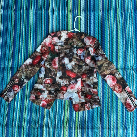 Floral Moto Jacket by TOV Sz 38 scuba flower statement jacket - Picture 2 of 14